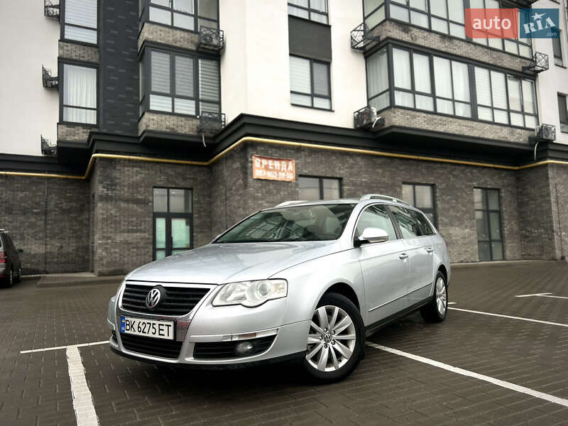 Универсал Volkswagen Passat 2009 в Житомире