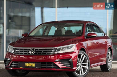 Седан Volkswagen Passat 2017 в Киеве