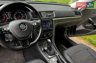 Седан Volkswagen Passat 2016 в 