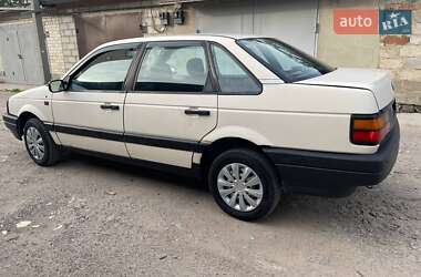 Седан Volkswagen Passat 1989 в 