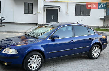 Седан Volkswagen Passat 2004 в 