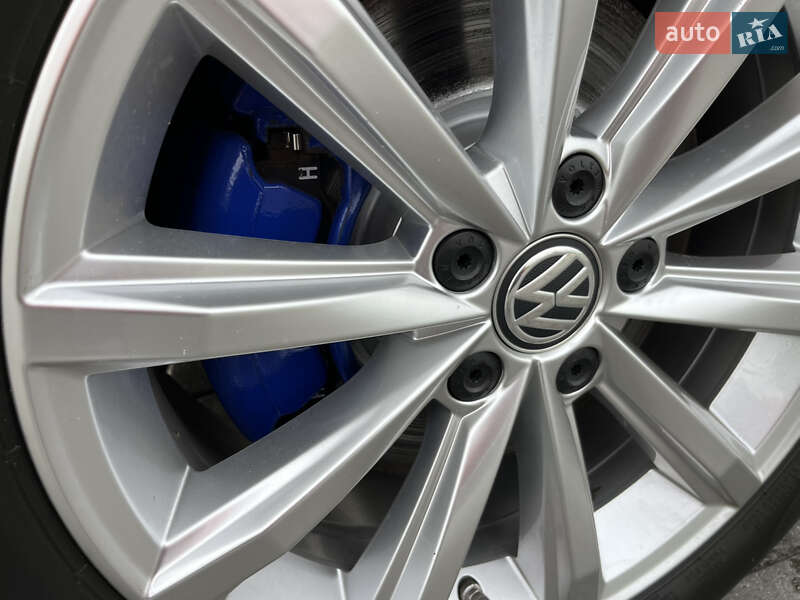 Універсал Volkswagen Passat 2018 в Радивиліві