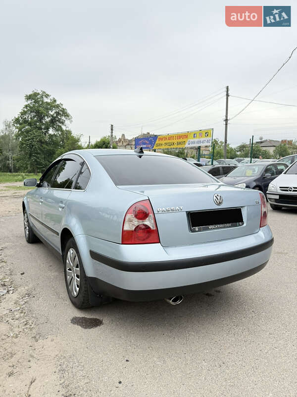 Седан Volkswagen Passat 2003 в Сумах