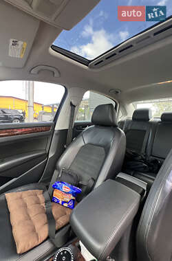Седан Volkswagen Passat 2012 в 