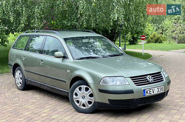 Универсал Volkswagen Passat 2001 в Харькове