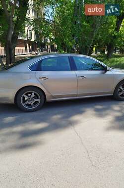 Седан Volkswagen Passat 2016 в Одессе