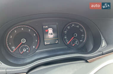 Седан Volkswagen Passat 2020 в 