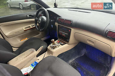 Седан Volkswagen Passat 1999 в 