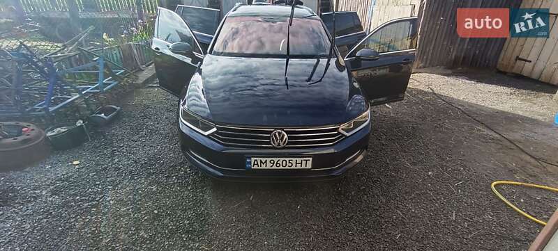 Универсал Volkswagen Passat 2016 в Звягеле