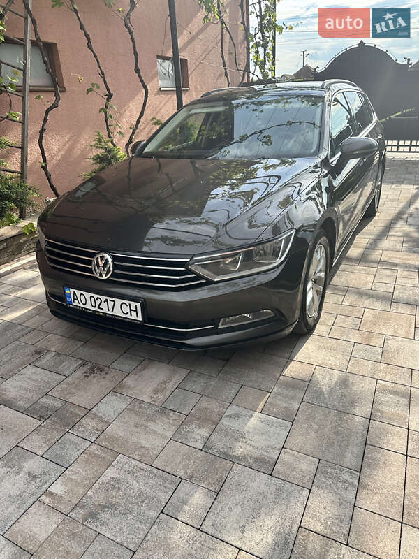 Универсал Volkswagen Passat 2017 в Иршаве