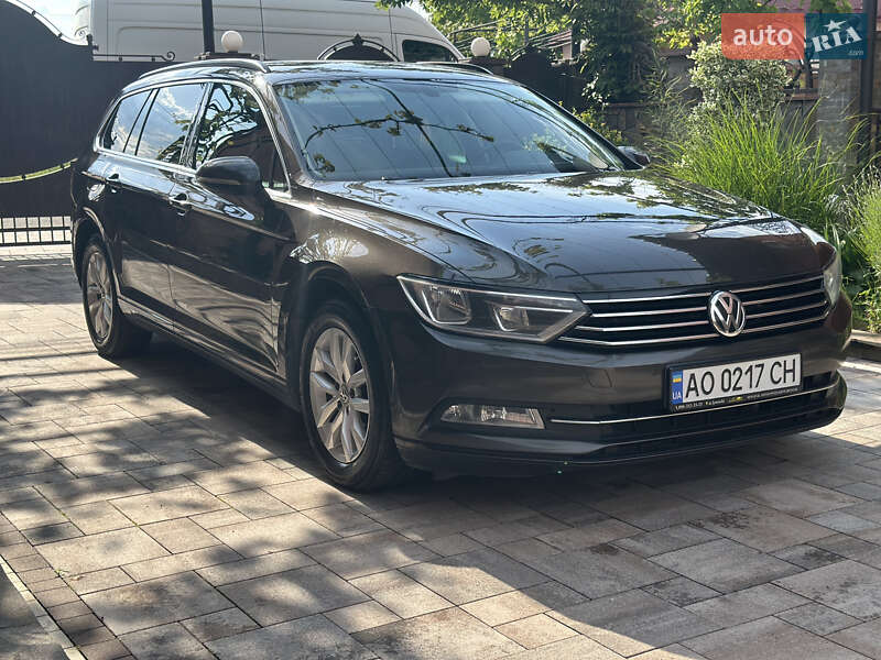 Универсал Volkswagen Passat 2017 в Иршаве