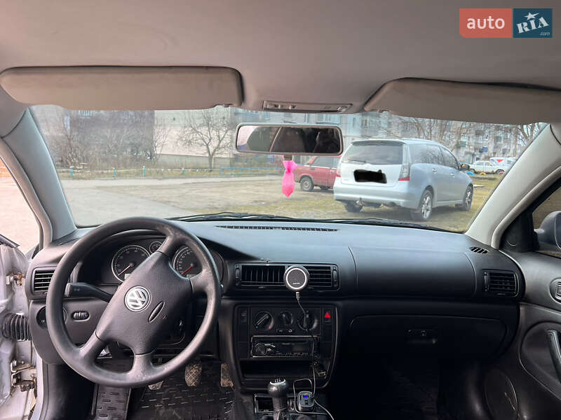 Универсал Volkswagen Passat 2001 в Виннице