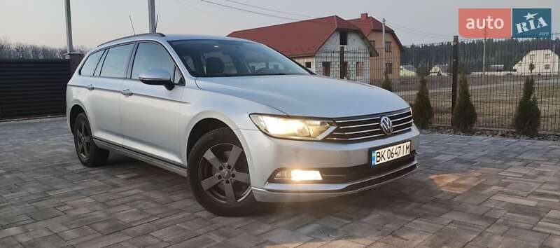 Універсал Volkswagen Passat 2018 в Рівному