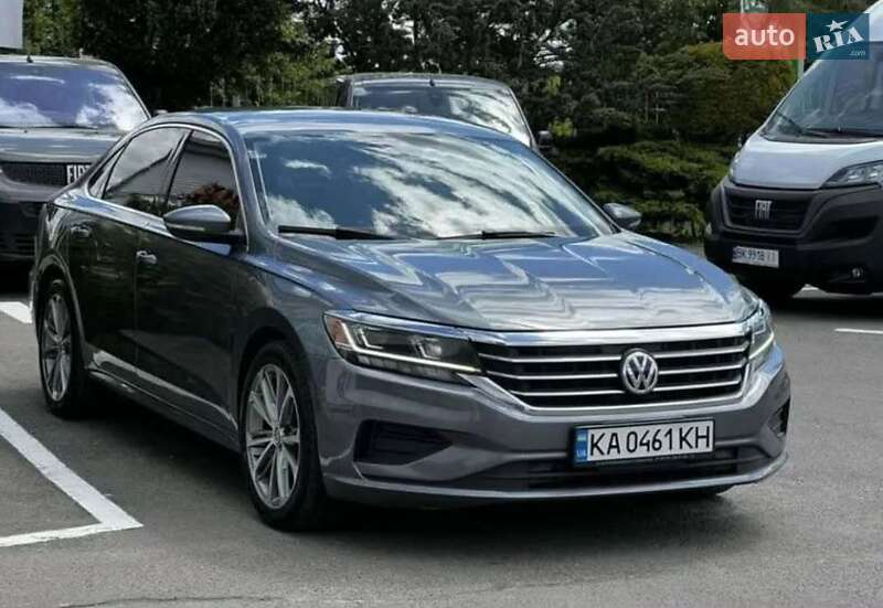 Седан Volkswagen Passat 2020 в 