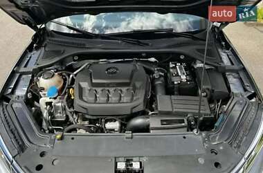 Седан Volkswagen Passat 2020 в 