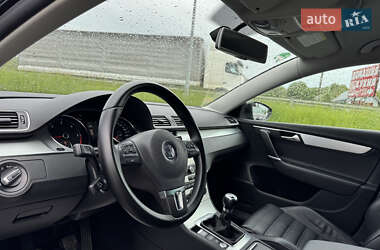 Универсал Volkswagen Passat 2012 в 