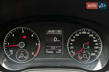 Седан Volkswagen Passat 2015 в 