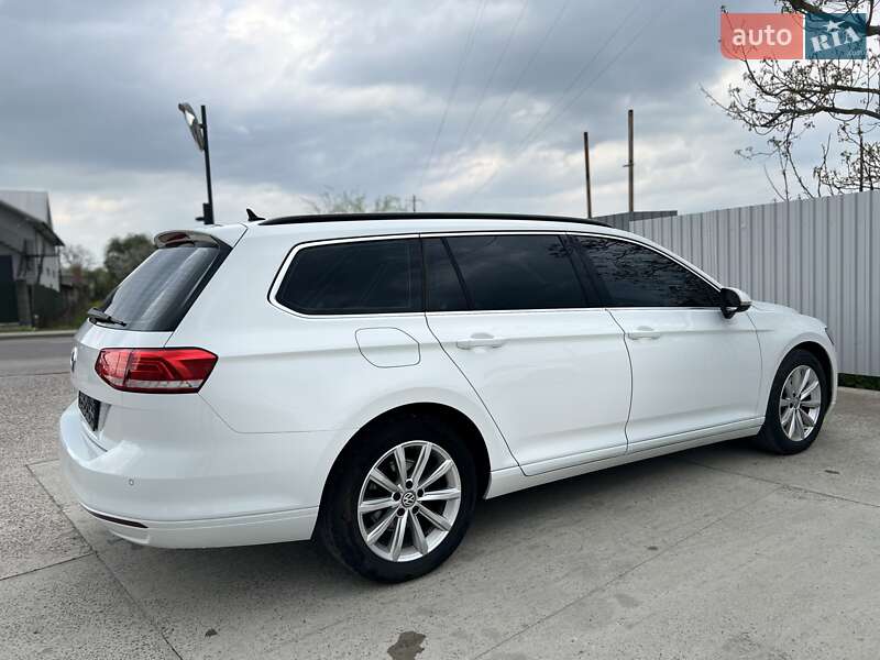 Универсал Volkswagen Passat 2017 в Дрогобыче