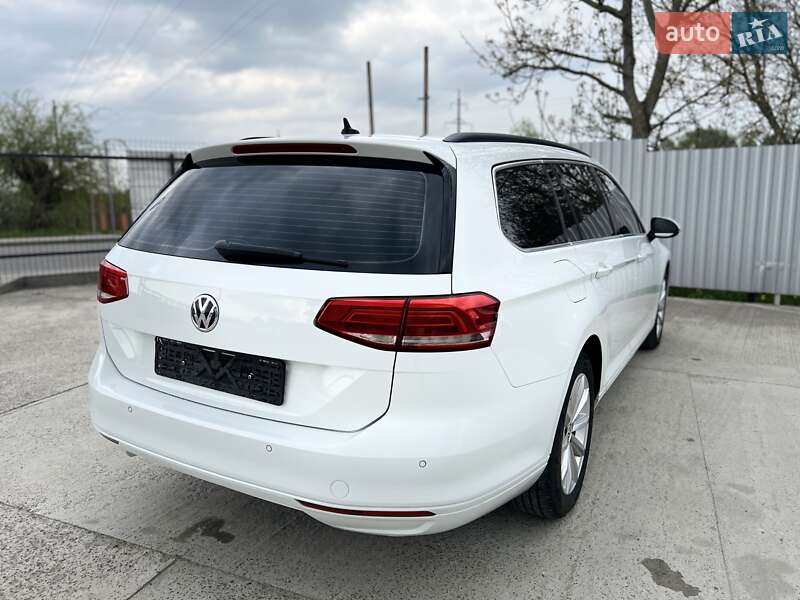 Универсал Volkswagen Passat 2017 в Дрогобыче