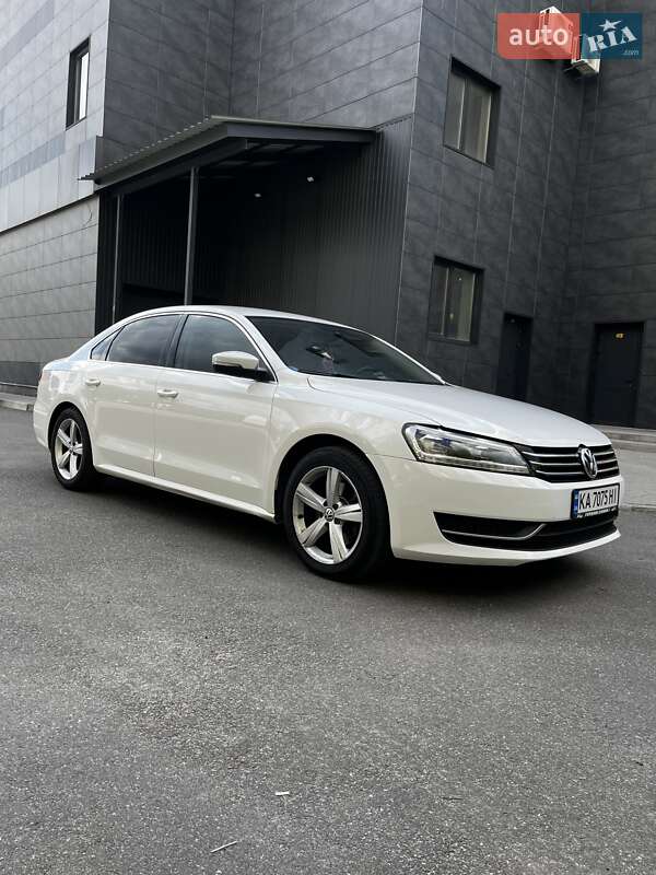 Седан Volkswagen Passat 2012 в Броварах