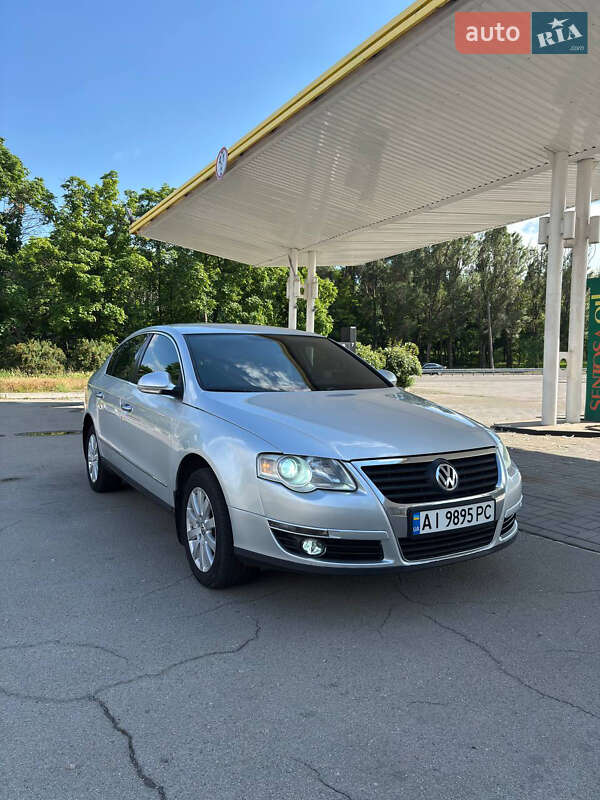 Седан Volkswagen Passat 2006 в 