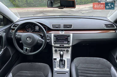Седан Volkswagen Passat 2013 в 