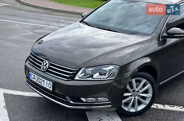Седан Volkswagen Passat 2013 в 
