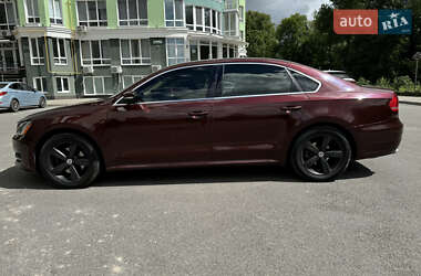 Седан Volkswagen Passat 2012 в Чернигове