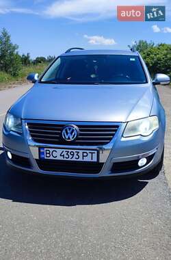 Универсал Volkswagen Passat 2009 в 