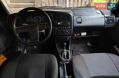 Универсал Volkswagen Passat 1989 в 