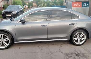 Седан Volkswagen Passat 2014 в 