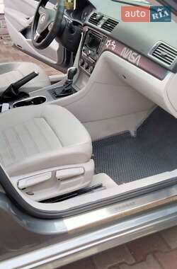 Седан Volkswagen Passat 2014 в 