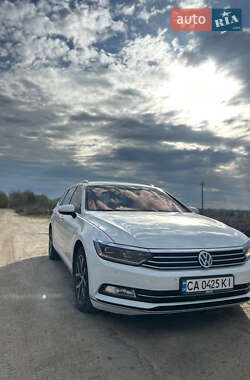 Универсал Volkswagen Passat 2015 в 