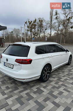 Универсал Volkswagen Passat 2015 в 
