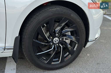 Седан Volkswagen Passat 2018 в 