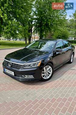 Седан Volkswagen Passat 2018 в Сумах
