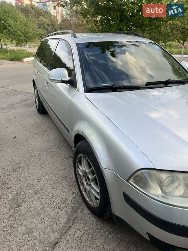 Универсал Volkswagen Passat 2004 в 