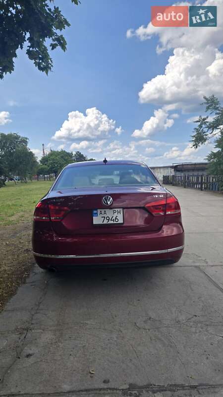 Седан Volkswagen Passat 2014 в Звягеле