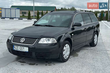 Универсал Volkswagen Passat 2003 в Звягеле