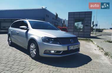 Универсал Volkswagen Passat 2011 в Ивано-Франковске