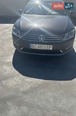 Універсал Volkswagen Passat 2014 в Львові