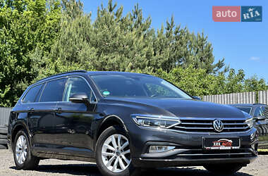 Универсал Volkswagen Passat 2021 в Луцке