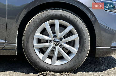 Універсал Volkswagen Passat 2021 в 