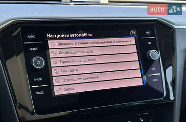 Універсал Volkswagen Passat 2021 в 