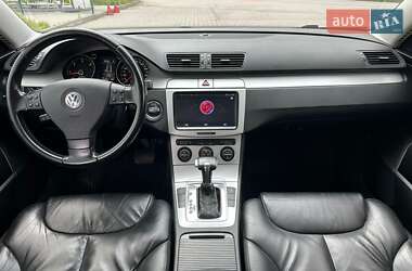 Седан Volkswagen Passat 2009 в 