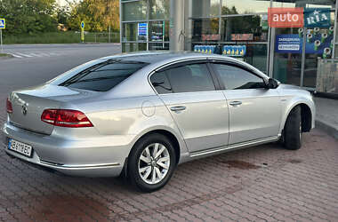 Седан Volkswagen Passat 2013 в 