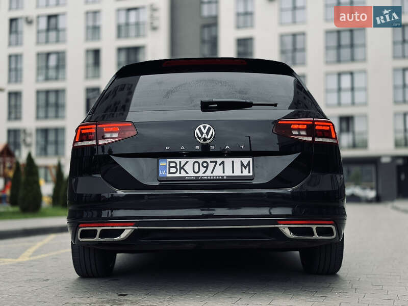 Універсал Volkswagen Passat 2019 в Львові