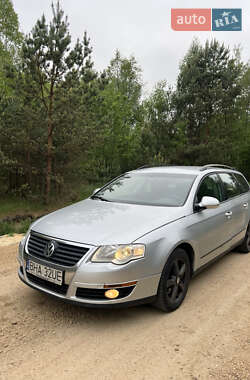 Універсал Volkswagen Passat 2005 в Березному