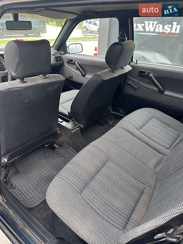 Універсал Volkswagen Passat 1992 в Шумську