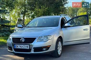 Универсал Volkswagen Passat 2010 в Березному